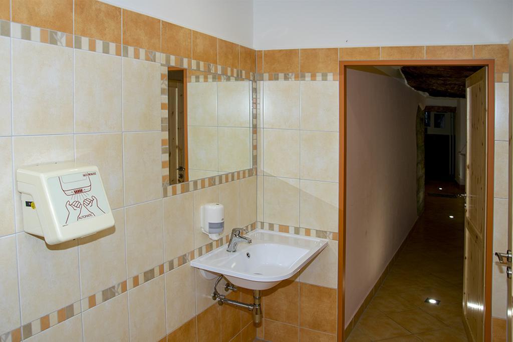 Hotel Garni Belveder 赫任斯科 外观 照片
