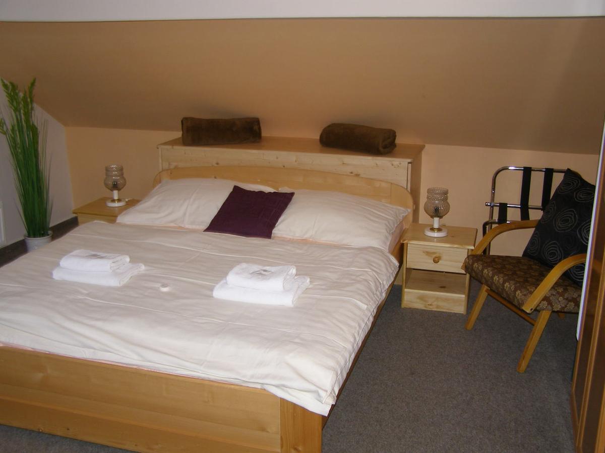 Hotel Garni Belveder 赫任斯科 外观 照片